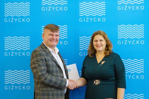 Podpisanie umowy na budowę mieszkań komunalnych	